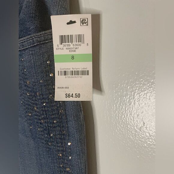 NWT Style& co Blue Beaded Embroidered Denim Distressed Boyfriend Jeans Size 8 - Picture 13 of 15